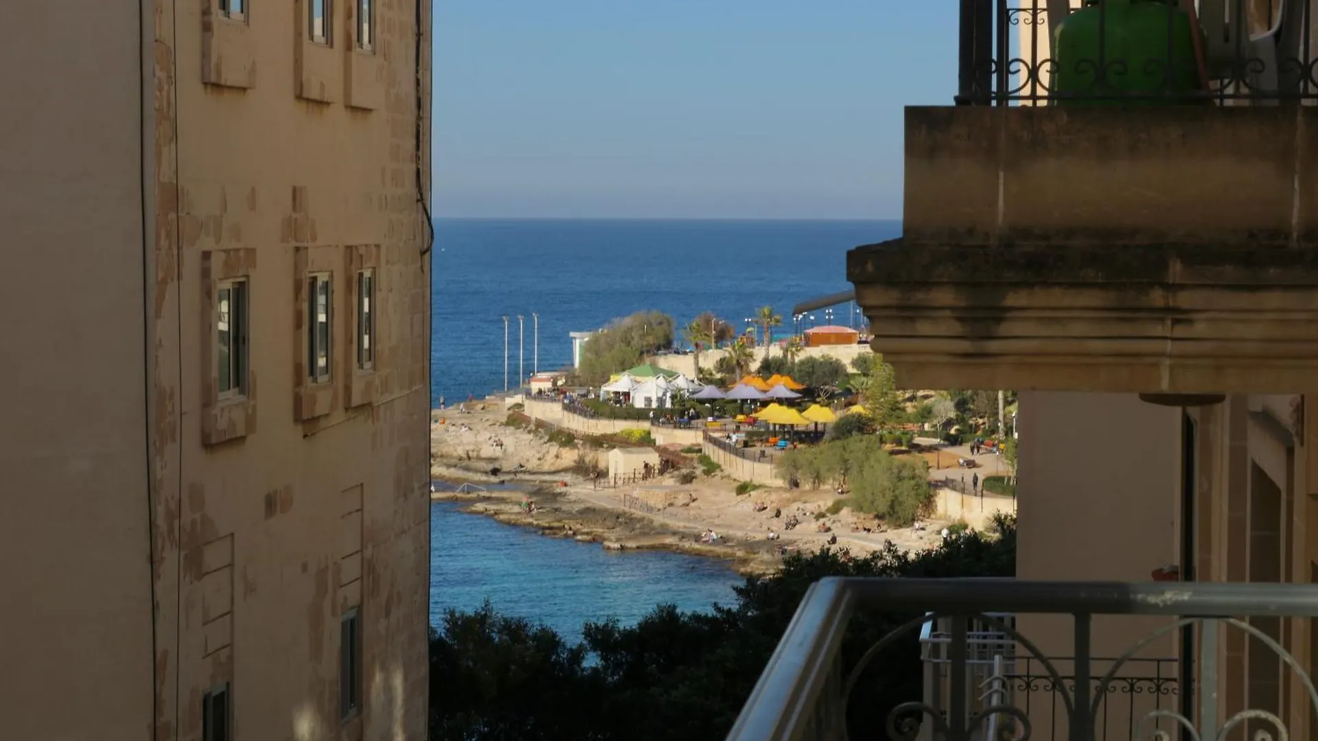 Homestay Convenient Location Double Bedroom Sliema Malta